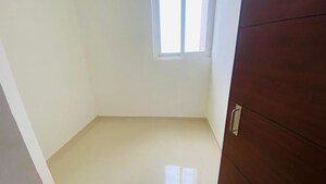 Room in 2 BHK Apartment at Omaxe The Resort, South Mullanpur – for Rent