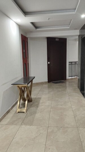 Building Lobby in 3 BHK Builder Floor at Aditya Park Town, Mahurali – for Sale