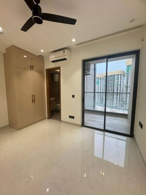 Room in 3 BHK Apartment at Pareena Coban Residences, Sector 99a – for Sale