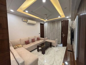 Team Area in 3 BHK Apartment at Pareena Coban Residences, Sector 99a – for Sale