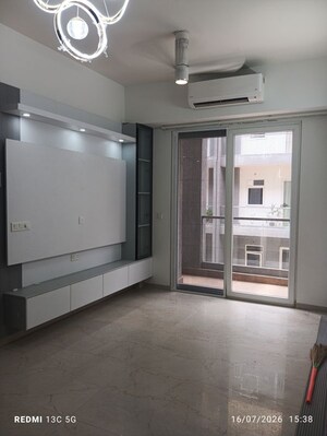 2 BHK Apartment For Rent in Smart World Orchard, Sector 61