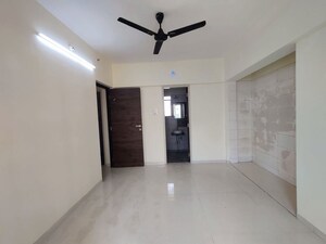 Room in 2.5 BHK Apartment at Rosa Oasis, Thane West – for Sale