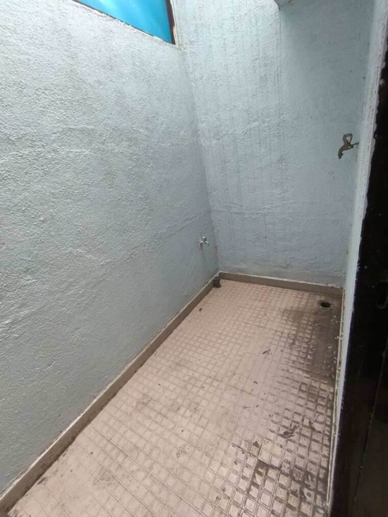 Bathroom, palash-fgh 3 Bedroom 2025 Sq.Ft. Penthouse In Wakad Pune 10530831