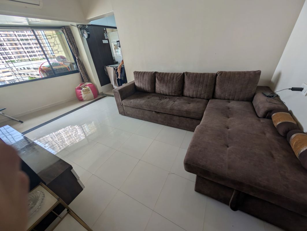 1 Rk  400 Sq.Ft. Apartment in RNA NG Regency Phase I