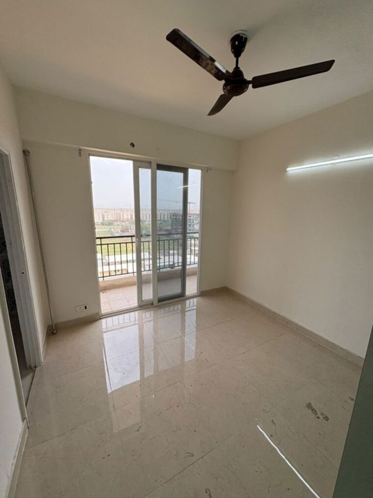 Room, signature-the-millennia-3 2.5 Bedroom 1100 Sq.Ft. Apartment In Sector 37d Gurgaon 10530837