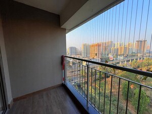 Balcony in 2 BHK Apartment at Kalpataru Paramount, Kapur Bawdi – for Rent