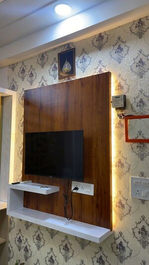 Furnished Amenities in 3 BHK Apartment at Gulshan Gc Centrum, Ahinsa Khand 2 – for Rent