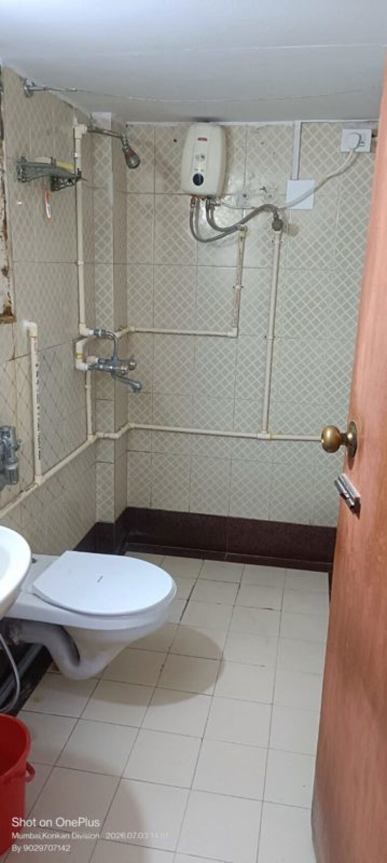Bathroom, pushpagriha-apartment 1.5 Bedroom 680 Sq.Ft. Apartment In Khar West Mumbai 10530914