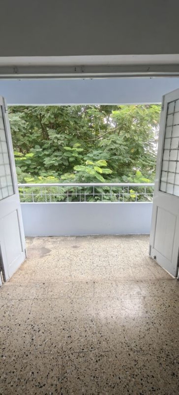 Balcony, senapati bapat road 2 Bedroom 900 Sq.Ft. Apartment In Senapati Bapat Road Pune 10530909