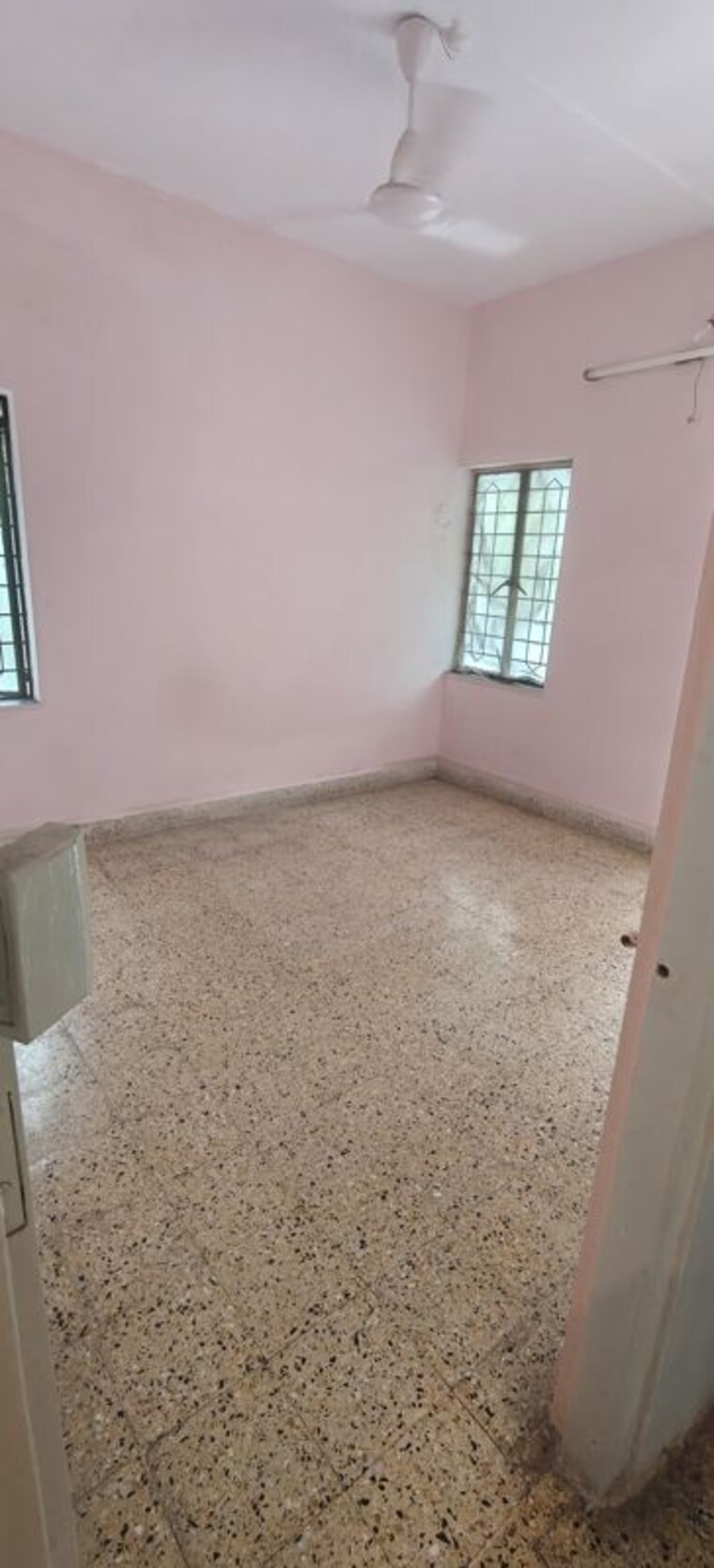 Room, senapati bapat road 2 Bedroom 900 Sq.Ft. Apartment In Senapati Bapat Road Pune 10530909
