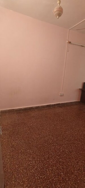 Furnished Amenities in 2 BHK Apartment at Senapati Bapat Road – for Rent