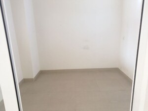Room in 4 BHK Apartment at Emaar Emerald Floors, Sector 65 – for Rent