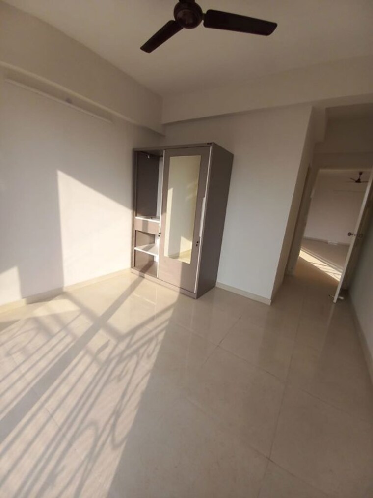 Room, signature-the-millennia-2 2 Bedroom 690 Sq.Ft. Apartment In Sector 37d Gurgaon 10530945