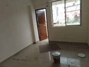 Furnished Amenities in 3 BHK Apartment at Morabadi – for Rent