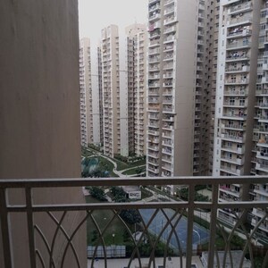2.5 BHK Apartment For Rent in Mahagun Mywoods, Sector 16c Greater Noida