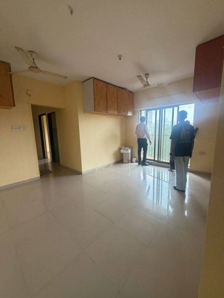 Living Room, nandivardhan-everest 2.5 Bedroom 950 Sq.Ft. Apartment In Kolshet Thane 10530958