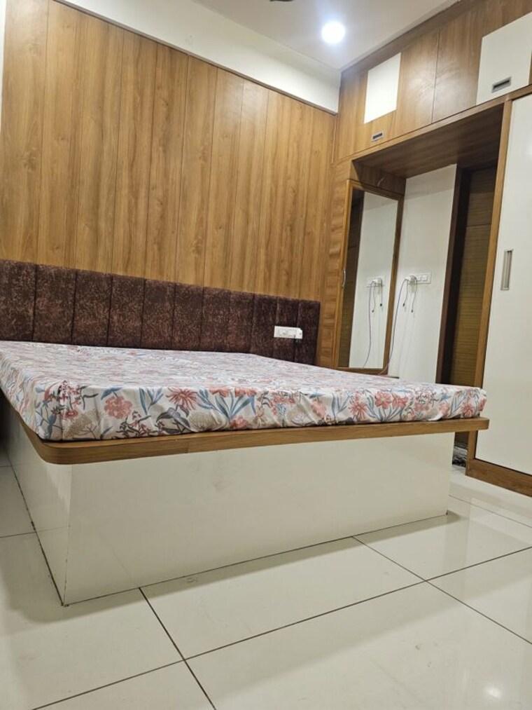 Bedroom, vaishnodevi circle 2 Bedroom 1300 Sq.Ft. Penthouse In Vaishnodevi Circle Ahmedabad 10530976