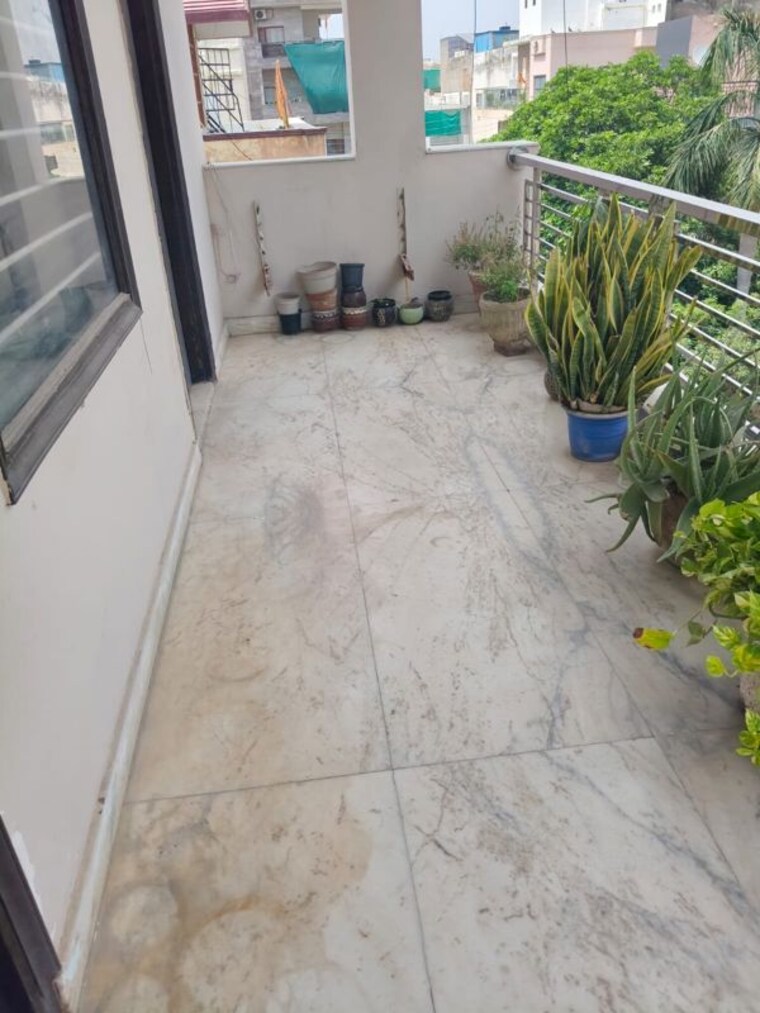 Balcony, sector 21d 2 Bedroom 1900 Sq.Ft. Villa In Sector 21d Faridabad 10531010