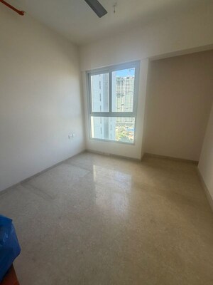 Room in 2 BHK Apartment at Piramal Vaikunth A Class Homes, Balkum Pada – for Rent