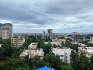 2 BHK Apartment – Exterior View View at Santacruz West - for Rent