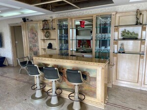  2 BHK Apartment at Santacruz West – for Rent