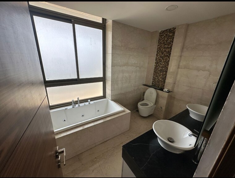 Attached Bathroom, emaar-the-vilas 2.5 Bedroom 1450 Sq.Ft. Apartment In Sector 25 Gurgaon 10531005