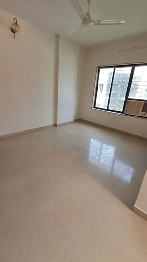 Room in 3 BHK Apartment at Savita Chhaya CHS, Bandra West – for Rent