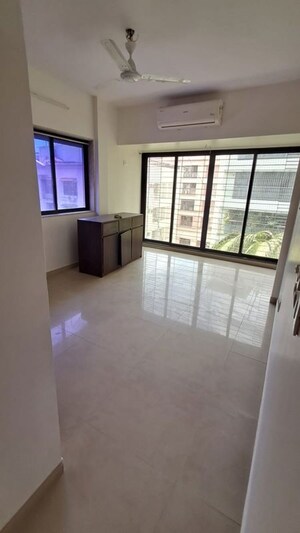 Room in 3 BHK Apartment at Savita Chhaya CHS, Bandra West – for Rent