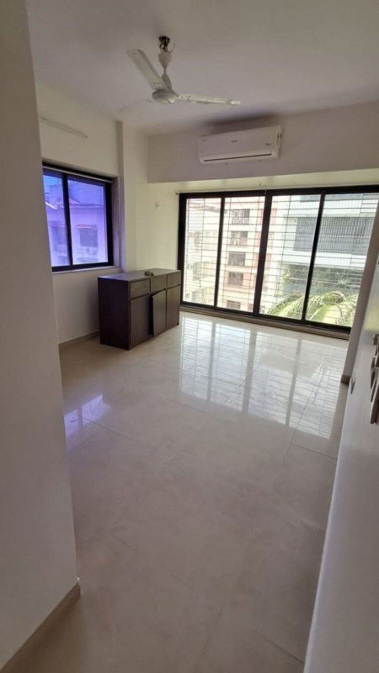 Room, savita-chhaya-chs 3 Bedroom 2200 Sq.Ft. Apartment In Bandra West Mumbai 10531036