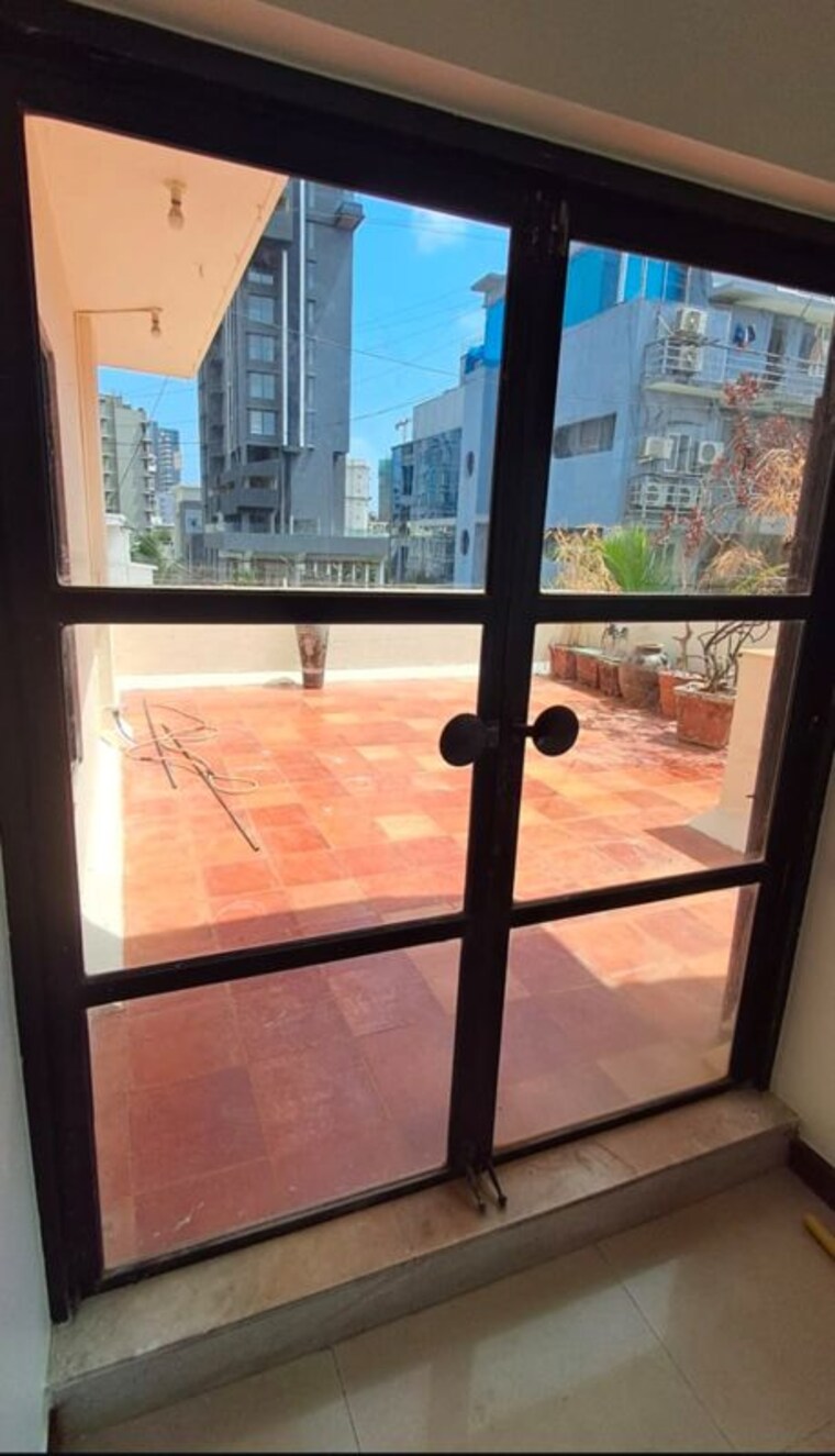 Room, savita-chhaya-chs 3 Bedroom 2200 Sq.Ft. Apartment In Bandra West Mumbai 10531036