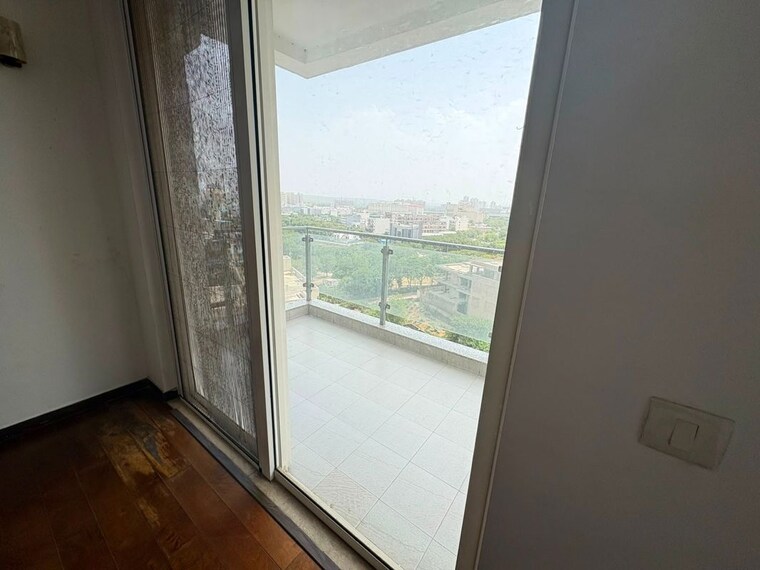 Balcony, m3m-merlin 3 Bedroom 2356 Sq.Ft. Apartment In Sector 67 Gurgaon 10531019