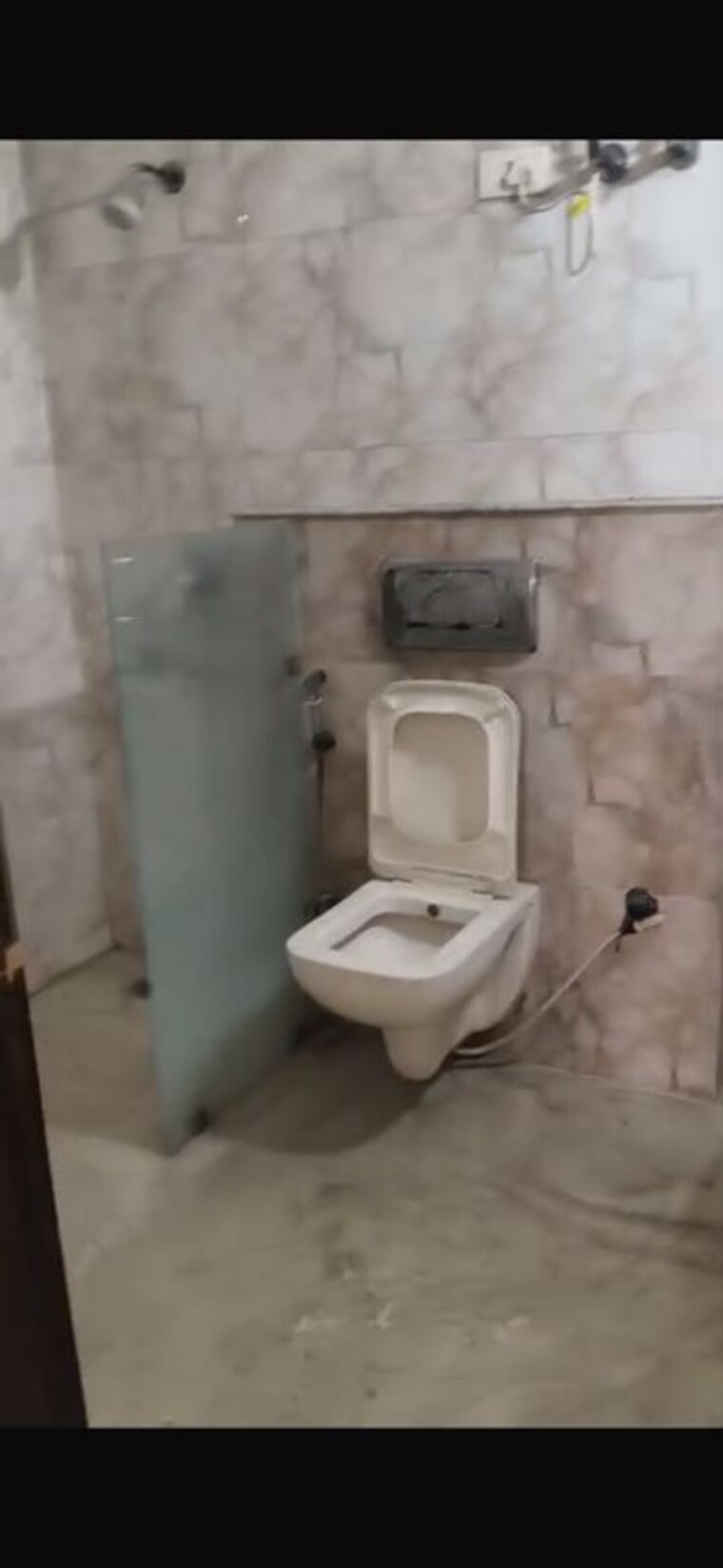 Bathroom, sector 51 3 Bedroom 2000 Sq.Ft. Independent House In Sector 51 Noida 10531044