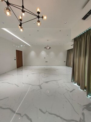 Bathroom in 5 BHK Apartment at Windsor Grande Residences, Andheri West – for Rent