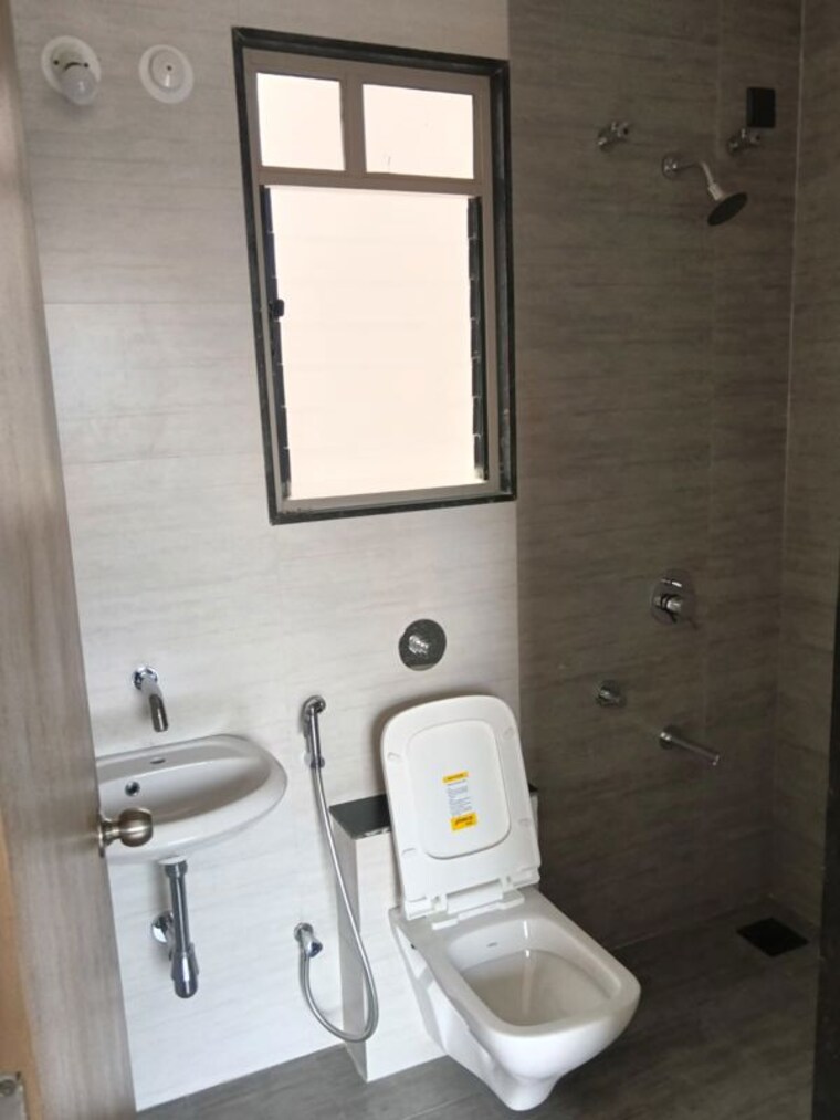 Bathroom, sukhwani-scarlet 1 Bedroom 550 Sq.Ft. Apartment In Wagholi Pune 10531090