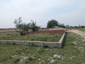  Plot For Sale in Tusyana