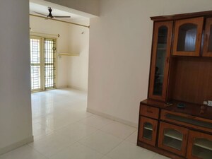 Room in 2 BHK Builder Floor at Murugesh Palya – for Rent