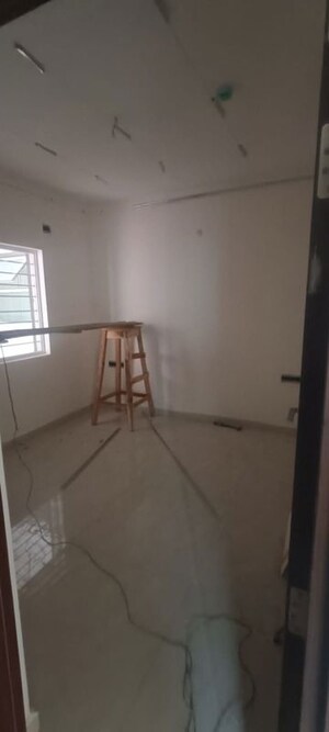 Room in 2.5 BHK Apartment at Urbanrise On Cloud 33, Bachupally – for Rent