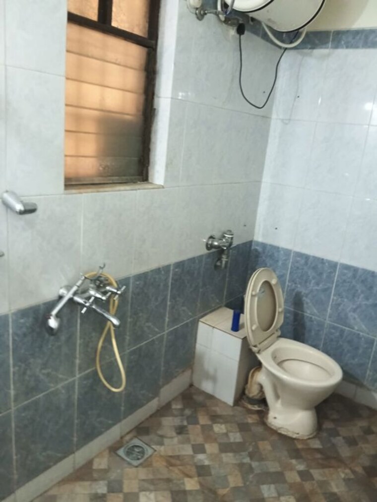 Bathroom, lunkad-goldcoast 2.5 Bedroom 1675 Sq.Ft. Apartment In Viman Nagar Pune 10531116
