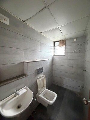 Bathroom in 3 BHK Apartment at Vastrapur – for Rent
