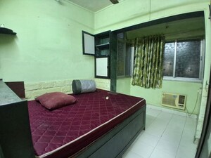 Bedroom in 1.5 BHK Apartment at Pestom Sagar Colony, Chembur – for Rent