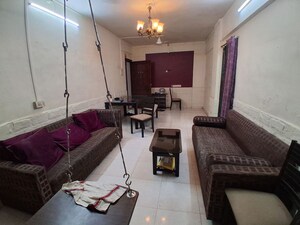 Living Room in 1.5 BHK Apartment at Pestom Sagar Colony, Chembur – for Rent
