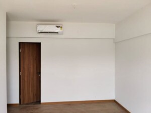 Room in 2 BHK Apartment at Gera World of Joy, Kharadi – for Rent