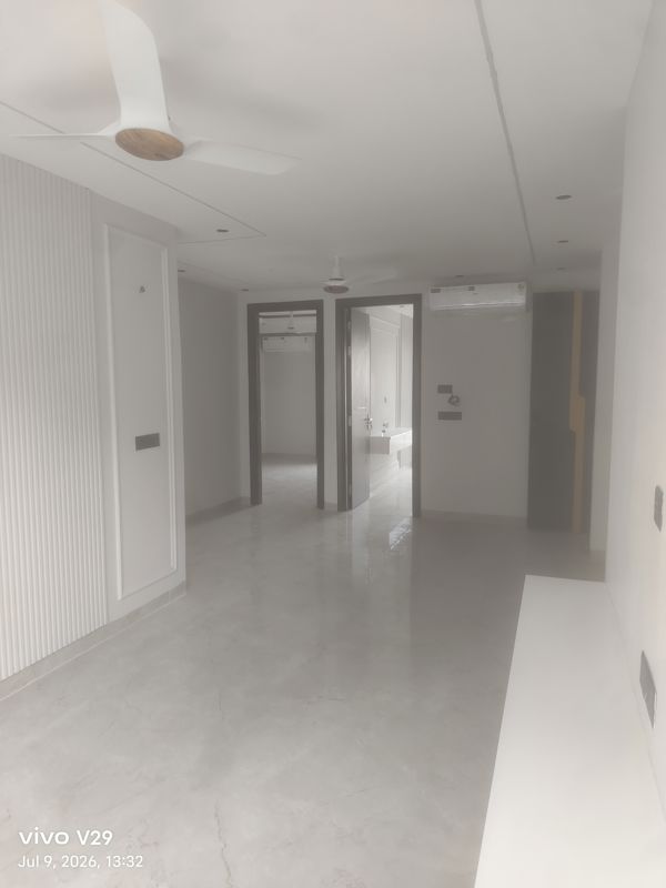 4 BHK + Servant Room 3800 Sq.Ft. Apartment in Emaar The Vilas