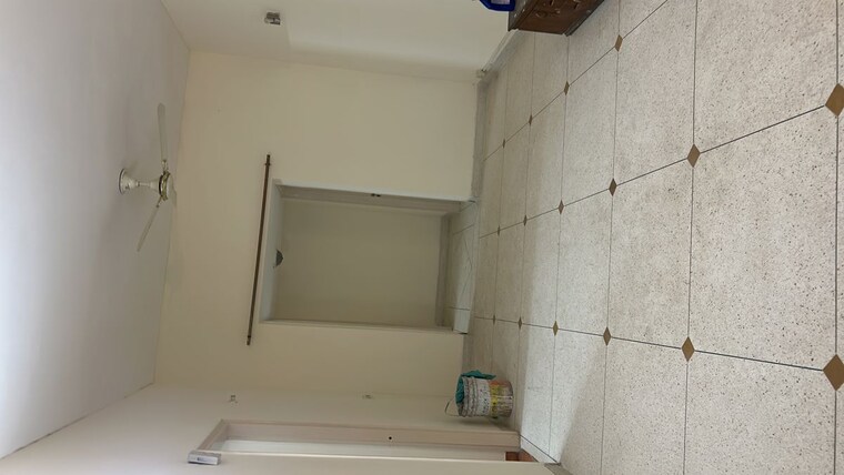 Bathroom, unitech-arcadia 2 Bedroom 1450 Sq.Ft. Builder Floor In South City 2 Gurgaon 10531184