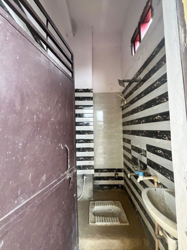 undefined, vaidpura 3.5 Bedroom 1880 Sq.Ft. Villa In Vaidpura Greater Noida 10531204