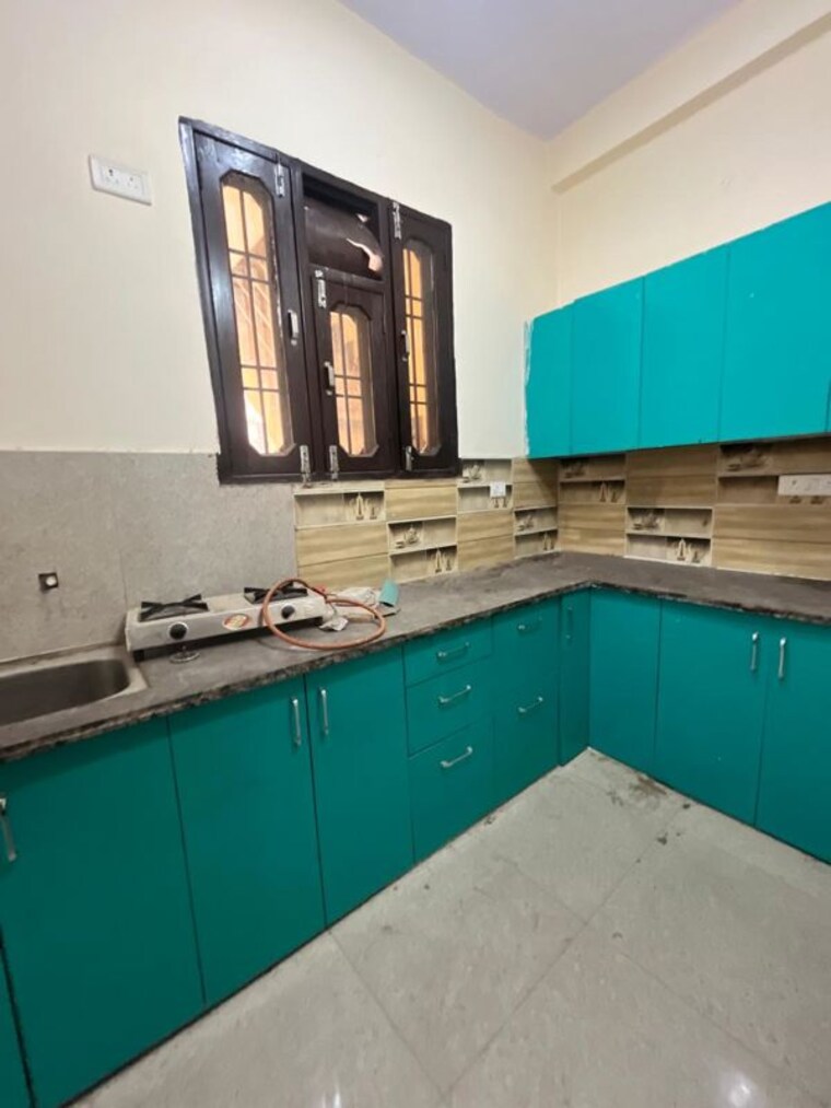 Kitchen, vaidpura 3.5 Bedroom 1880 Sq.Ft. Villa In Vaidpura Greater Noida 10531204