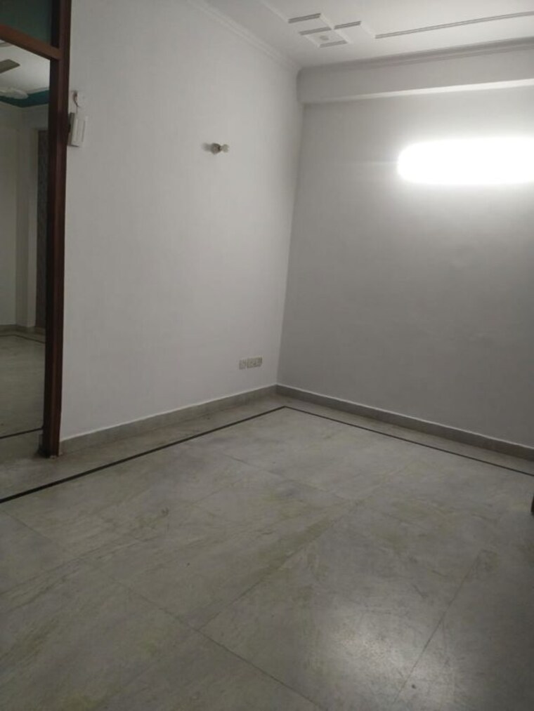 Room, sector 43 3 Bedroom 1500 Sq.Ft. Builder Floor In Sector 43 Gurgaon 10531194
