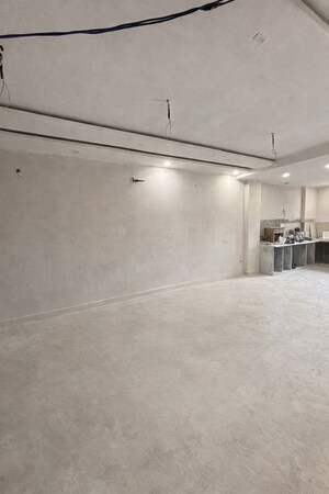Room in 3 BHK Builder Floor at Rohini Sector 15 – for Sale