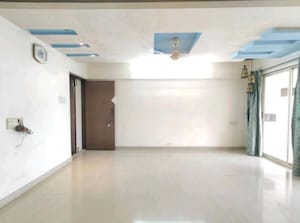 Room in 2 BHK Apartment at Lodha Crown Kolshet, Kolshet Road – for Rent