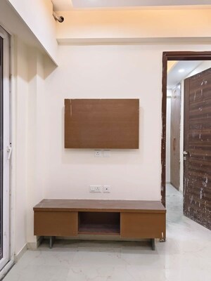 Furnished Amenities in 3.5 BHK Builder Floor at M3M Soulitude, Sector 89 – for Rent